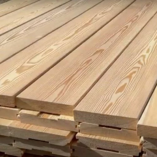 Доска террасная лиственница гладкая 28*142*5000, сорт АВС (0,71м2)